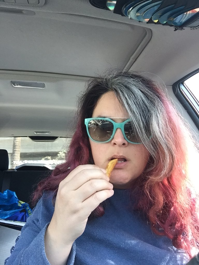 Ravie13's tweet photo. Me finally listening to @congeriapodcast Episode 10 - Gentle Conclusions!!! #congeria #congerialivetweet #jennywalkerpi #finallygotfries https://t.co/ZYg4E402ld