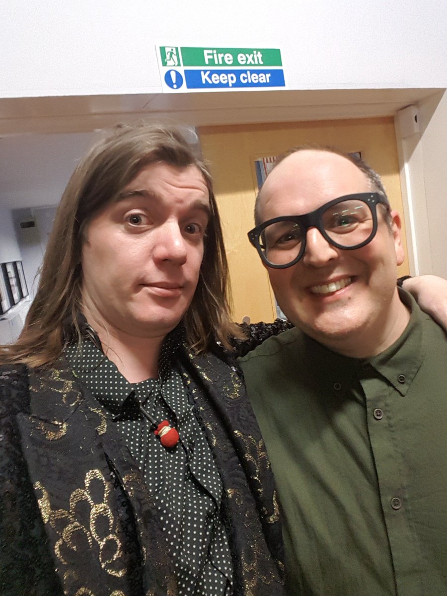 A pleasure to introduce @justinmoorhouse onto stage tonight he smashed it.  #northern