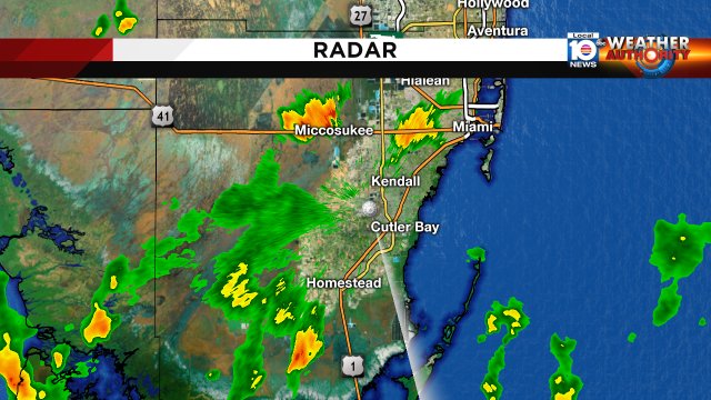 Scattered showers are developing and will move across parts of Mimia-Dade county during the early evening. https://t.co/aqasnUn0oW