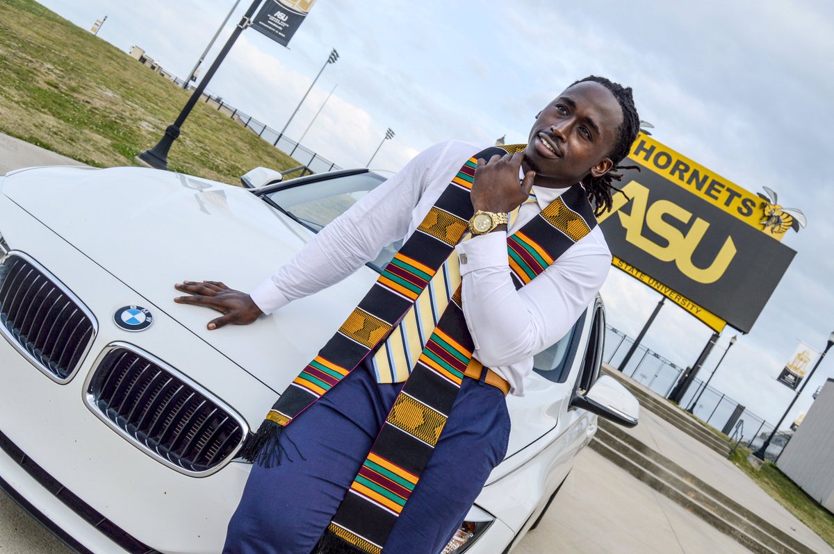 MrGreatnes's tweet photo. Haters will broadcast your failures, but whisper your success🐝#countdowntillgraduation 🎓#ASU_RYS18 https://t.co/AmS4811iE4