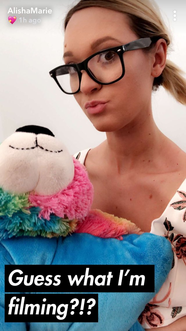 alishalatte's tweet photo. WALDENβS BACK!! πππ―π» #macbby @ALISHAMARIE https://t.co/UnobUSiNrN