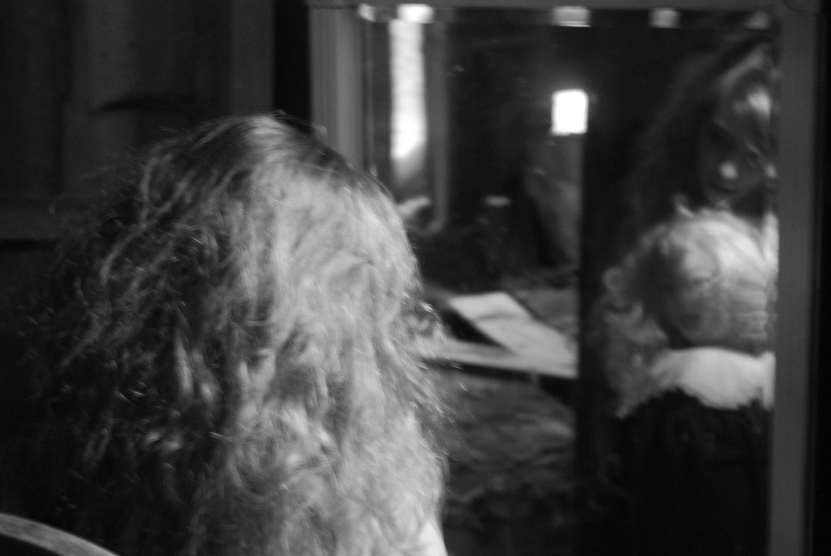 DebliasSisters'Prod. on Twitter: "Look into the mirror and what do you see,  maybe a demon child staring back at me? #creepy #doll #mirror #shed #scary  #horror #actress #acting #actionshot #set #location #filmed #