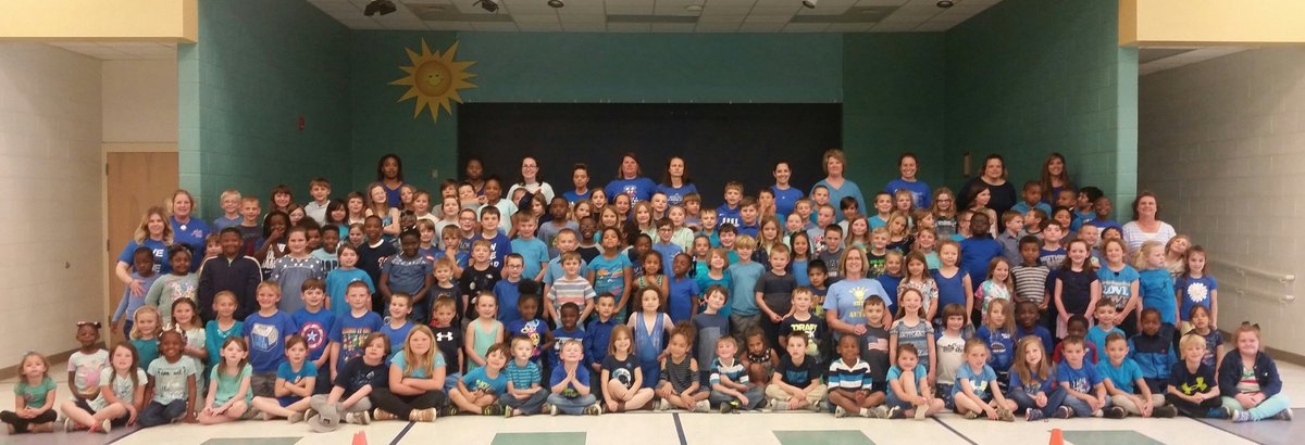 sbcrank's tweet photo. Today was an AWESOME day! We had over 164 student's &amp; staff participate in "Light It Up BLUE Day" at PCS. Thanks to everyone for showing their support for Autism Awareness ♡ #PQProud @melissafields @CheezSupe @Autism @autismspeaks @AutismSociety https://t.co/SgE8hv1rp4