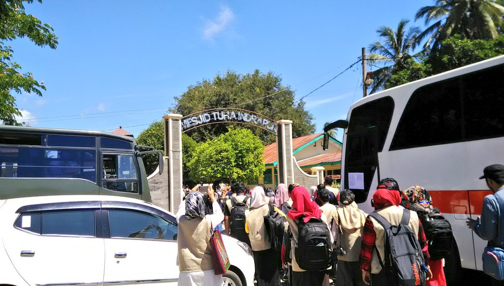 iloveaceh's tweet photo. Destinasi @lasenas2018 ke 2 Masjid Tuha Indrapuri, Aceh Besar. Masjid bekas bangunan Candi yang di bangun pada sekitar abad ke-10 Masehi. #LasenasAceh2018 https://t.co/OGr4ZldRw7