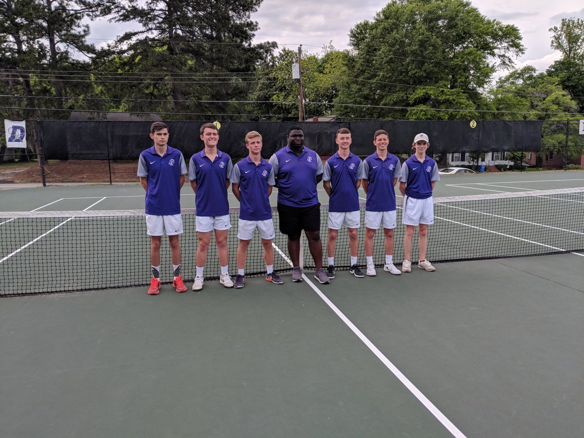 DHSFalconTennis's tweet photo. Great group of seniors that have given so much of themselves for our program.  #GoFalcons #FalconSeniorNight #ProudCoach https://t.co/G34tF9td3m