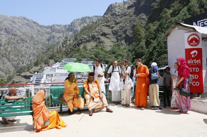vishwananda's tweet photo. #Pilgrimage to #Vaishnodevi https://t.co/sqxpdarYSL