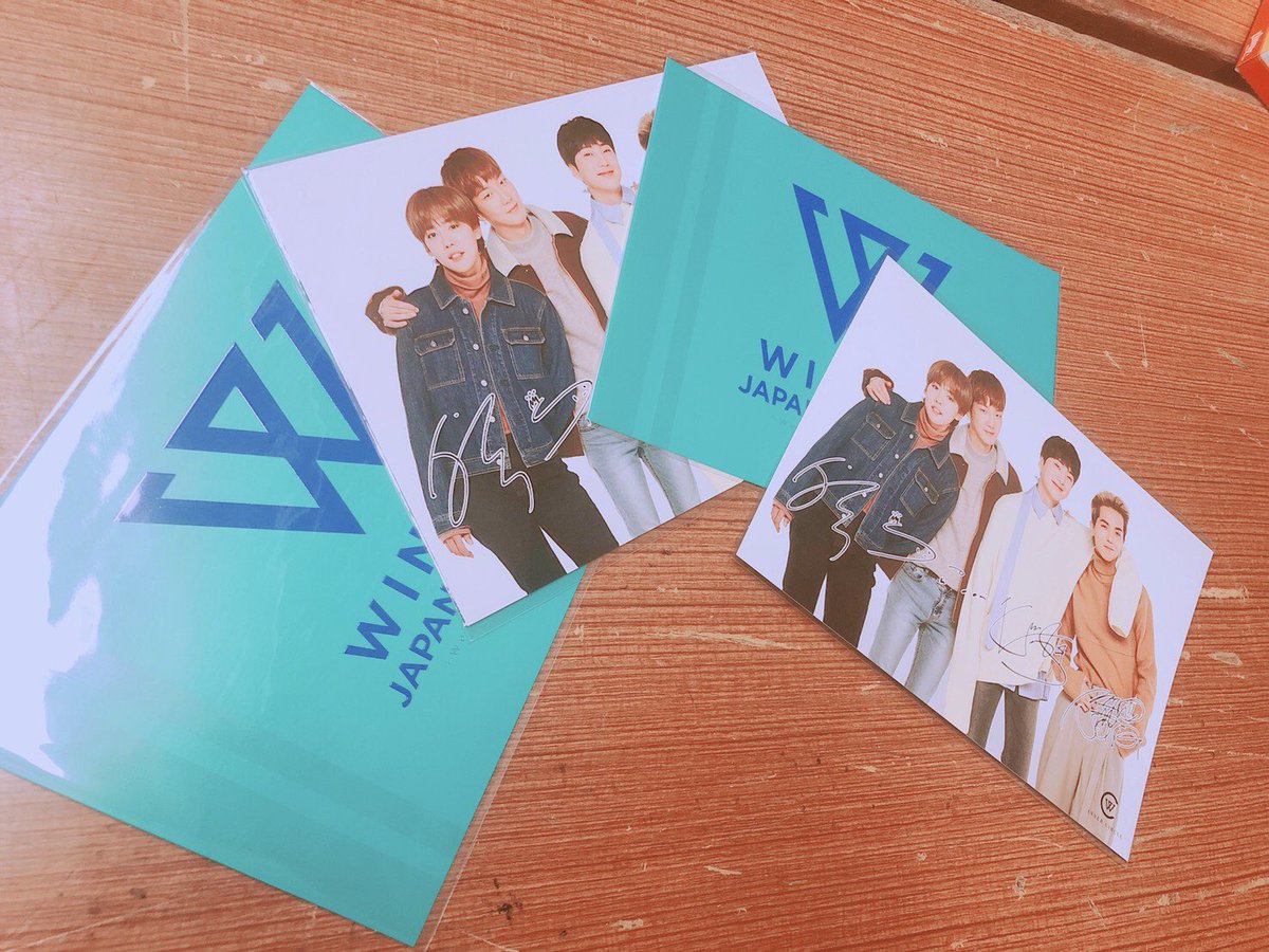YGJAPANofficial's tweet photo. 【#WINNER】
4/28(土)日本武道館公演
💙💙ファンクラブ💙💙
会員限定🦋TH4NK YOU C4RD🦋プレゼント🎁💕撮り下ろしショットを使用した大判ポストカード😆🎶会場でご入会の方にもプレゼント💙
詳細▶️ https://t.co/fYi7H2Nvws
#INNER_CIRCLE_JAPAN
#WINNERroadtoBUDOKAN https://t.co/hyP3z4mCYL