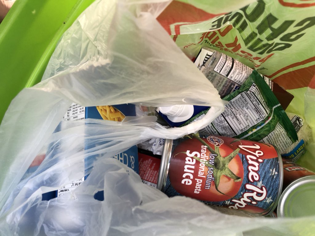 SavingStranger's tweet image. Food to make Blessing Bags for Our Homeless Friends. Remember we are all just 1 paycheck away from being homeless. #SavingthePerfectStranger #EllenDegeneress #Compassion