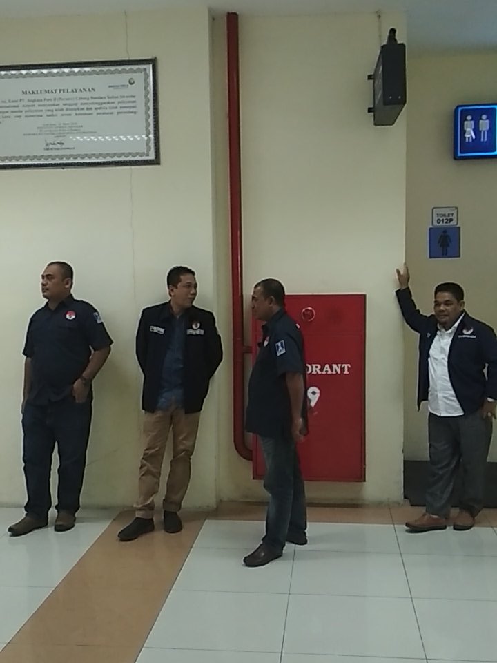 bm_pan_aceh's tweet photo. BM PAN Aceh menanti kedatangan sekjend DPP BM PAN. https://t.co/PaN9BlmM3y