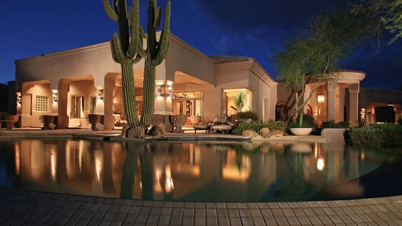 I never thought about moving here , but they got some nice houses in Arizona soo... Choose one ?