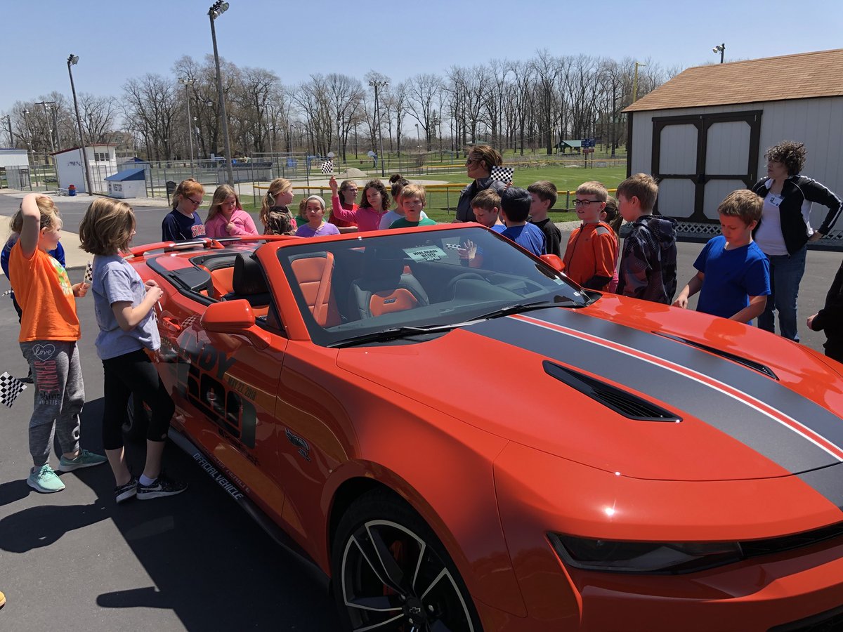 TES_fourthgrade's tweet photo. Today we were visited by Emma Haney, an Indy 500 princess. We learned about the history of the race and even got to see an official pace car! #indianahistory #indy500 #500princess https://t.co/ddYDGVtzPY