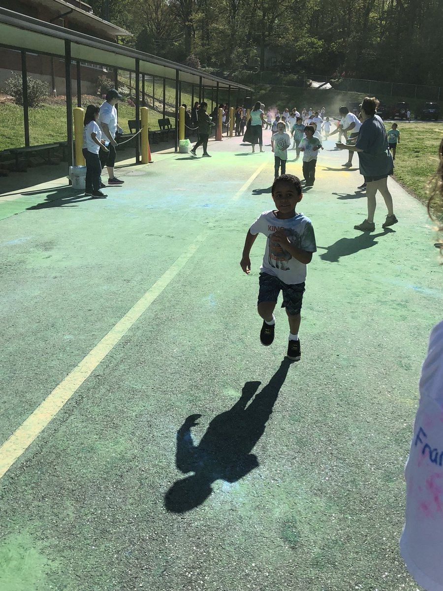 RoarksReef's tweet photo. Enjoying Joker Jog today #bcpshuskies https://t.co/CZVxOr0UVF