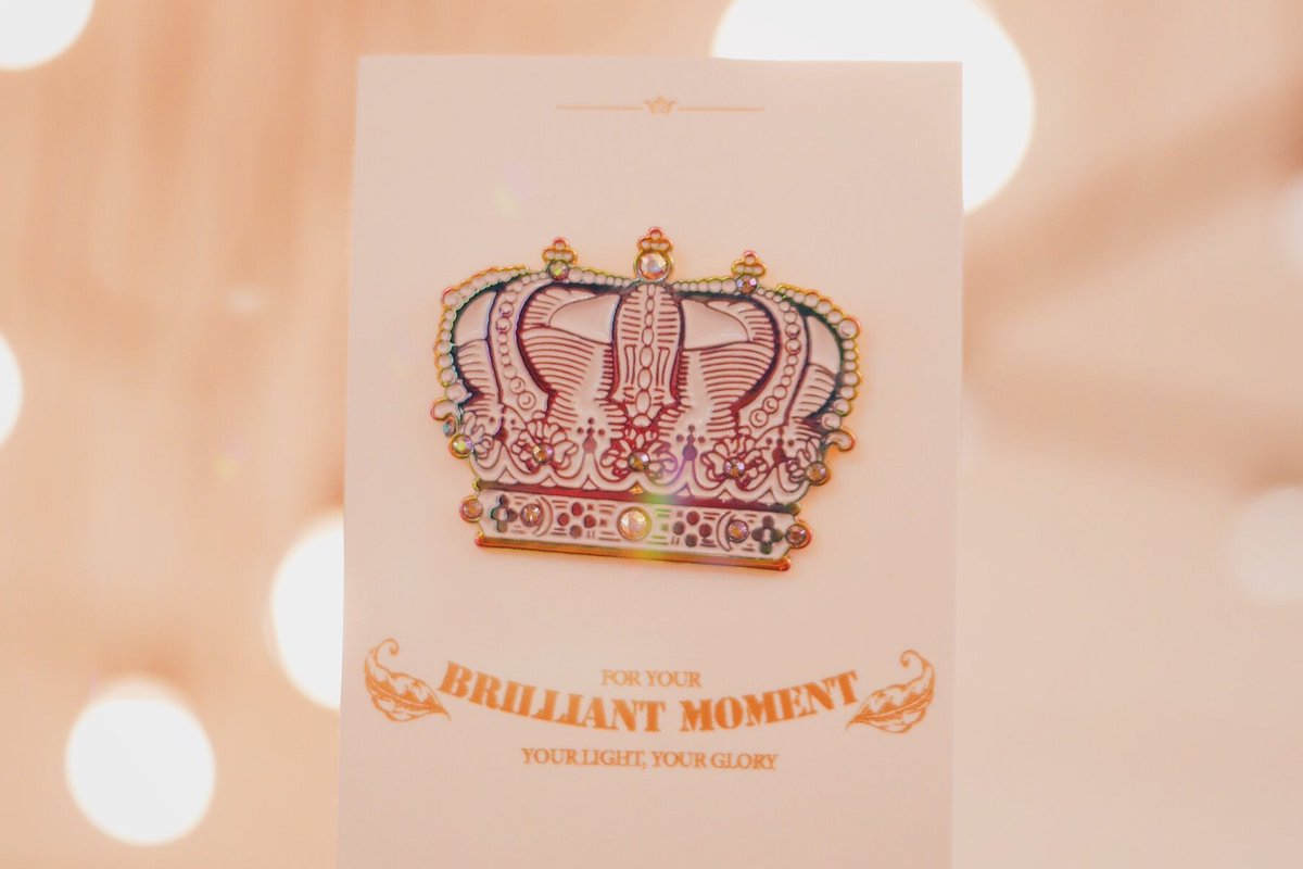 jachiigirl's tweet image. [RT✨] 크라운 &amp;amp; 티아라 왕관 뱃지 신청폼을 오픈합니다! 신청폼 꼼꼼히 읽고 작성해주세요. 알티 추첨 두 분께 뱃지를 선물로 드릴게요. 감사합니다!

💎빠른배송(세트구매만 가능)  naver.me/G9CWeM42
💎일반배송 naver.me/xSrUlutY