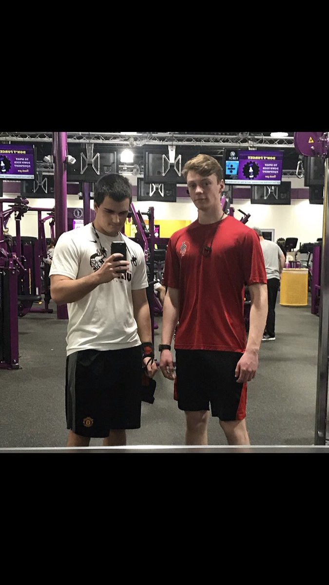 ianlewis28's tweet photo. Happy Birthday to one of the biggest boi I know 😩 I can’t wait to win rec playoffs with you❤️ https://t.co/gIjqnIYZh6