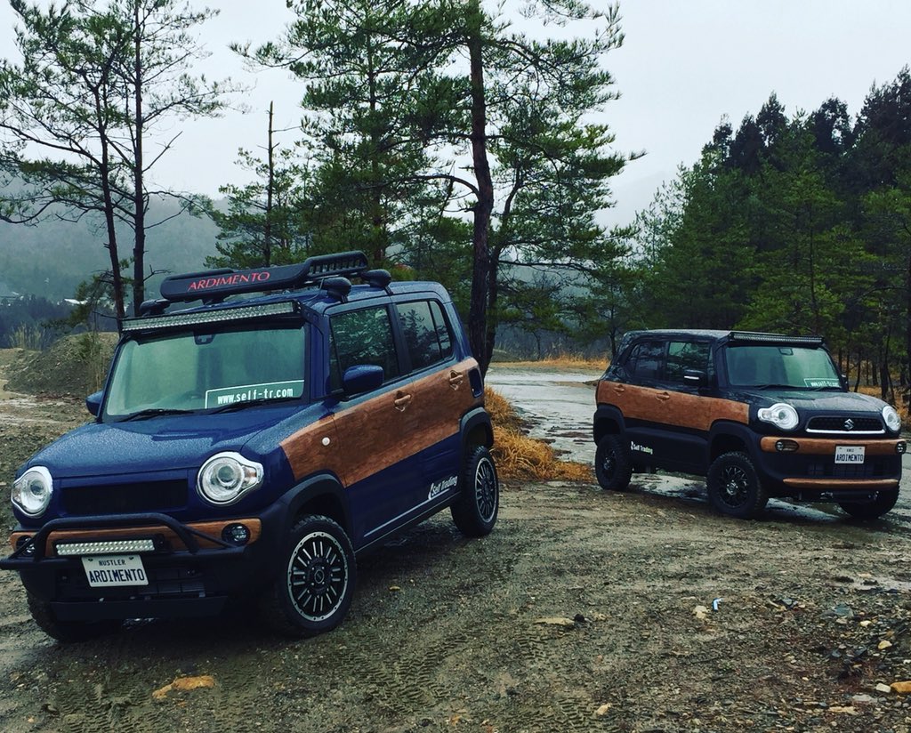 Self_Trading's tweet photo. 今年のHTMは試乗会をやりますよ〜(^_^)/
セルフトレーディングのデモカーに乗れちゃいますっ‼️
ハスラーは1インチアップ、クロスビーは4インチアップです。
サブコース内での走行のみとなりますのでご了承ください。
#HTM #ハスラートータルミーティング #ハスラー #クロスビー https://t.co/P7Qd53HA6b