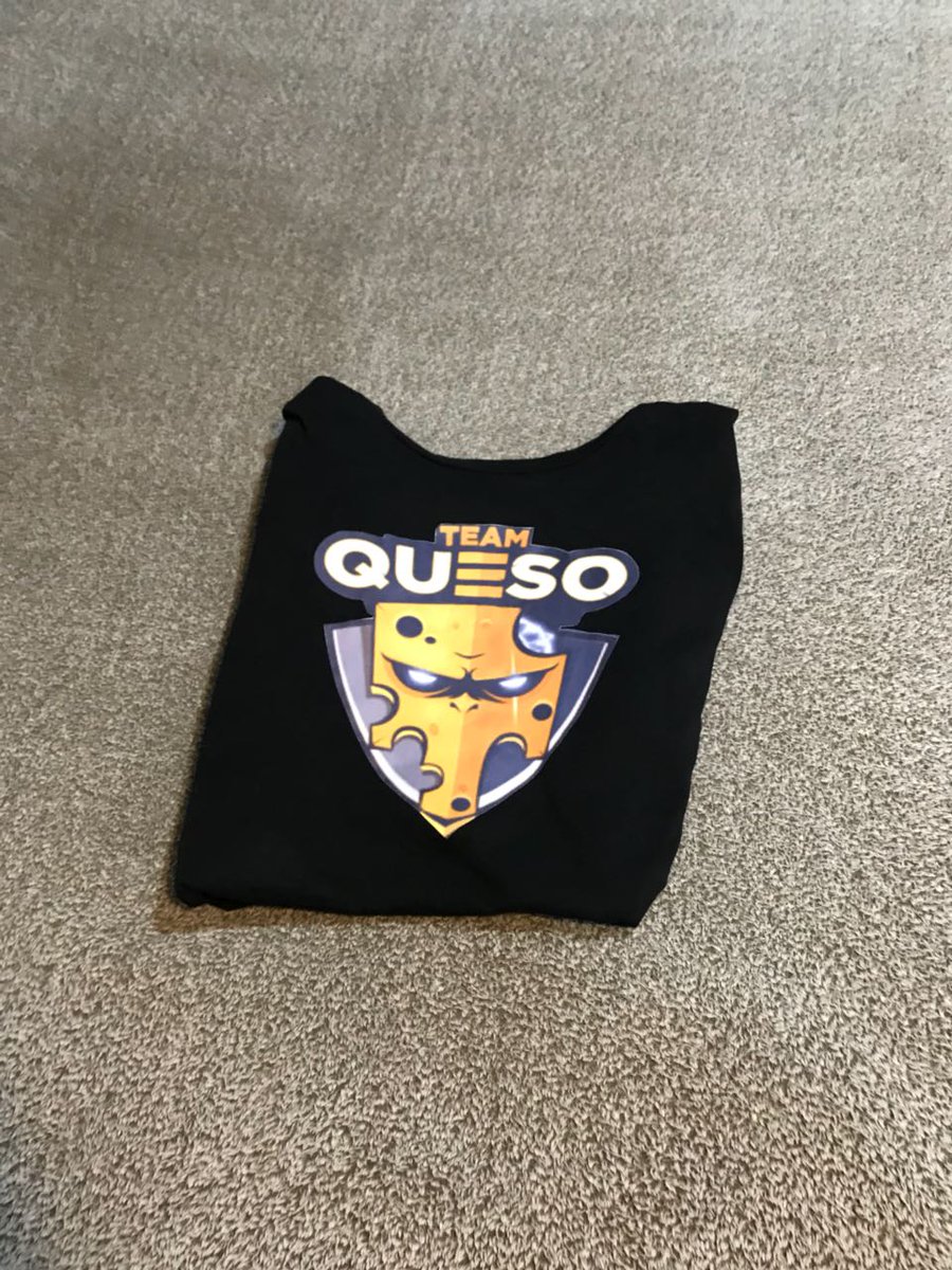 ¡SORTEO!, Vamos a sortear 1 camiseta de Team Queso😍🧀, lo único que debes hacer para que sea tuya es:
1-Seguirme @KaoZcr_  y también seguir a @Adyesquivell.
2-Dar RT a esta publicación.
El sorteo finalizará el día 2 de mayo y públicado el mismo día. ¡PARTICIPEN!🤗