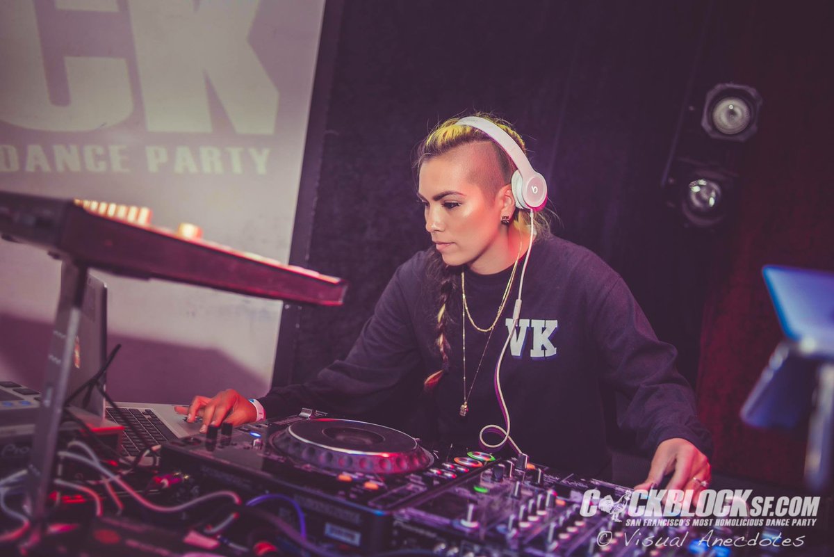 hushconcerts's tweet photo. "My ultimate goal is to make all the listeners feel good and move to the music. :)"
@VON_KISS will be spinning over on the Old School channel during our first #HUSHfest show of the season on 5/19! 🎧 Grab your tickets --> https://t.co/iG6ytZxl1D https://t.co/i1VI5eimlu