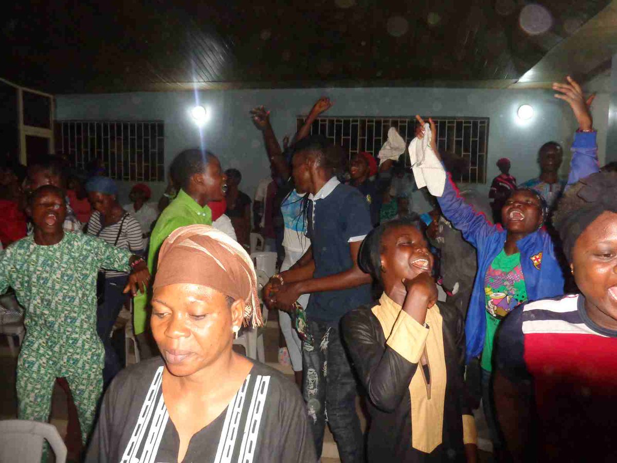 Dcc_Teens's tweet photo. Festiva lof Glory 2018 praise dance to God like never before.
#Divinecovenantcathedral #DCC 
#LP12 #RCCG 
#DCCTEENS #ComeAlive. https://t.co/IbHqautGd3