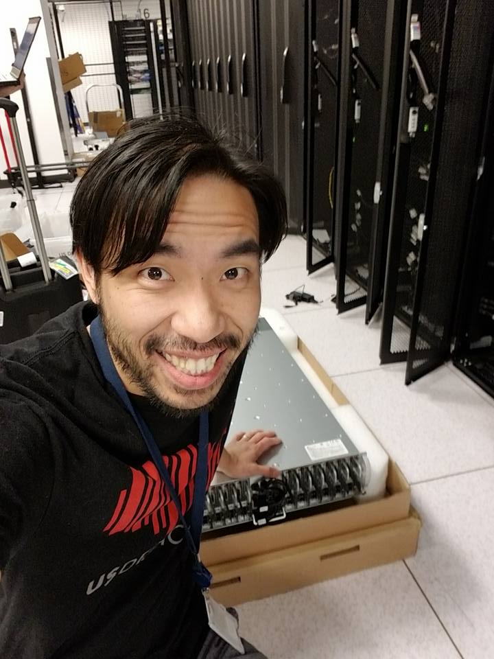 USDedicated's tweet photo. Picture the team in our Chicago DC @CoreSite getting some @Supermicro_SMCI Microclouds racked! 1270v6 now back in-stock in Chicago!! order today at: https://t.co/cSwiCcUafs #usdedicated #supermicro #chicagodatacenter https://t.co/LEusxmSeXr