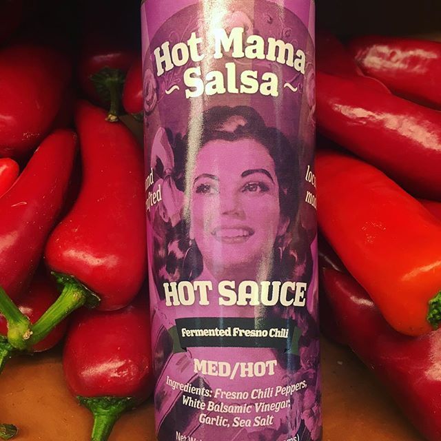 cherrysprout's tweet photo. Brand new hot sauce from @hotmamasalsapdx made from fermented Fresno chili’s 🌶🌶 will bring a little warmth back into your life .
.
.
.
#hotsauce #fresnochili #pdxeats #pdxlocal #cherrysprout #fermentedfoods https://t.co/IxWQY1Idxn https://t.co/oUnLOYT8Vd