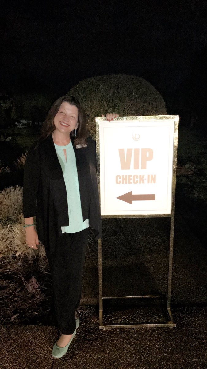 Alexia_Polyviou's tweet image. VIP....and I’m not talking about the club members #POWROCKS #fantastic4 #EBUSTRONG  @diamondresorts