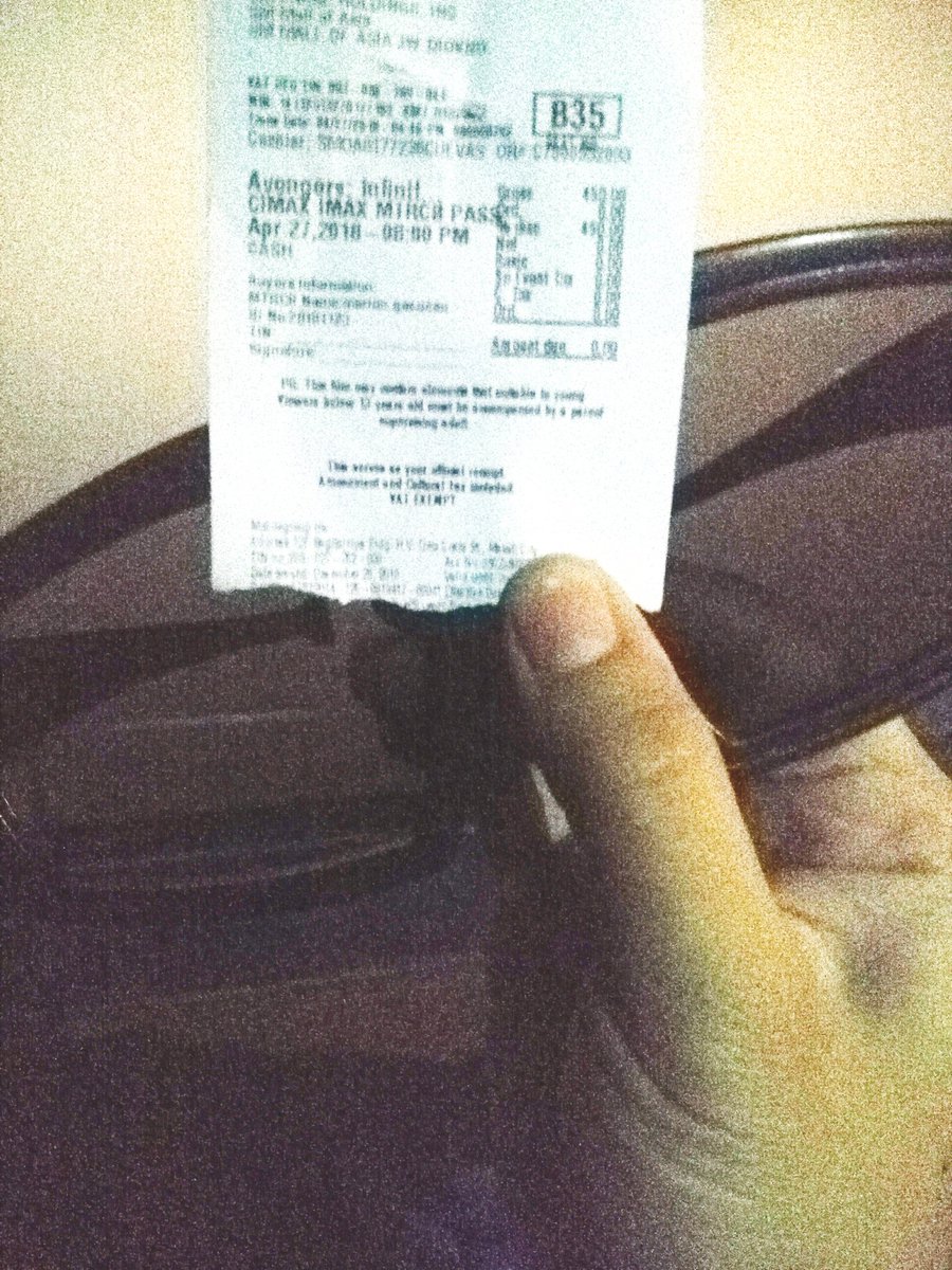 HelloKeeeyti's tweet photo. Imax na, libre pa. Perks of having a boss with mtrcb card. ❤😊 https://t.co/ihZxI5Lpi1