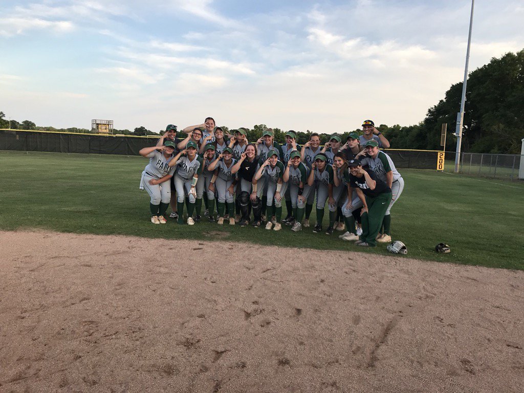 Kpark girls win 7-2 over Nederland. Bi-District Champs!!! <a href="/HumbleISD_KPHS/">Kingwood Park HS</a>
