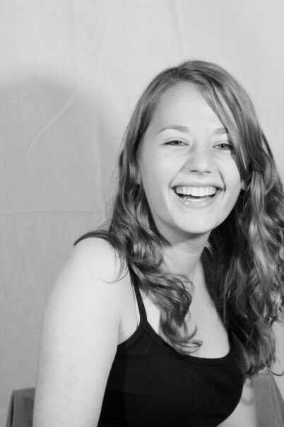 katiepritchards's tweet image. It’s #FirstHeadshotDay and here’s mine. Photographer: my mummy
