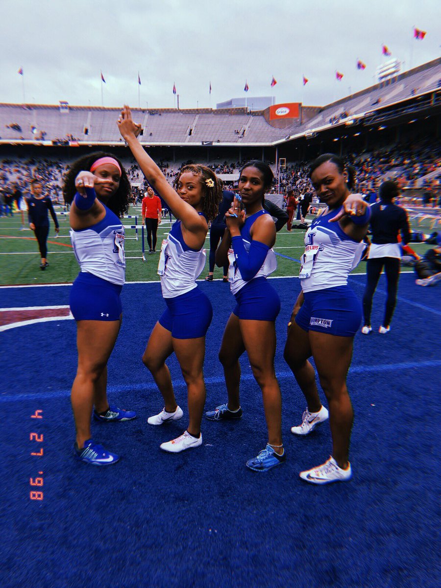 hupirates_track's tweet photo. Hampton Women won their section of the Womenโs shuttle hurdle relay today! โ๏ธ๐โ๏ธ #PennRelays #Hutrack #ladypirates #tracknation https://t.co/ujKCsSEzxZ