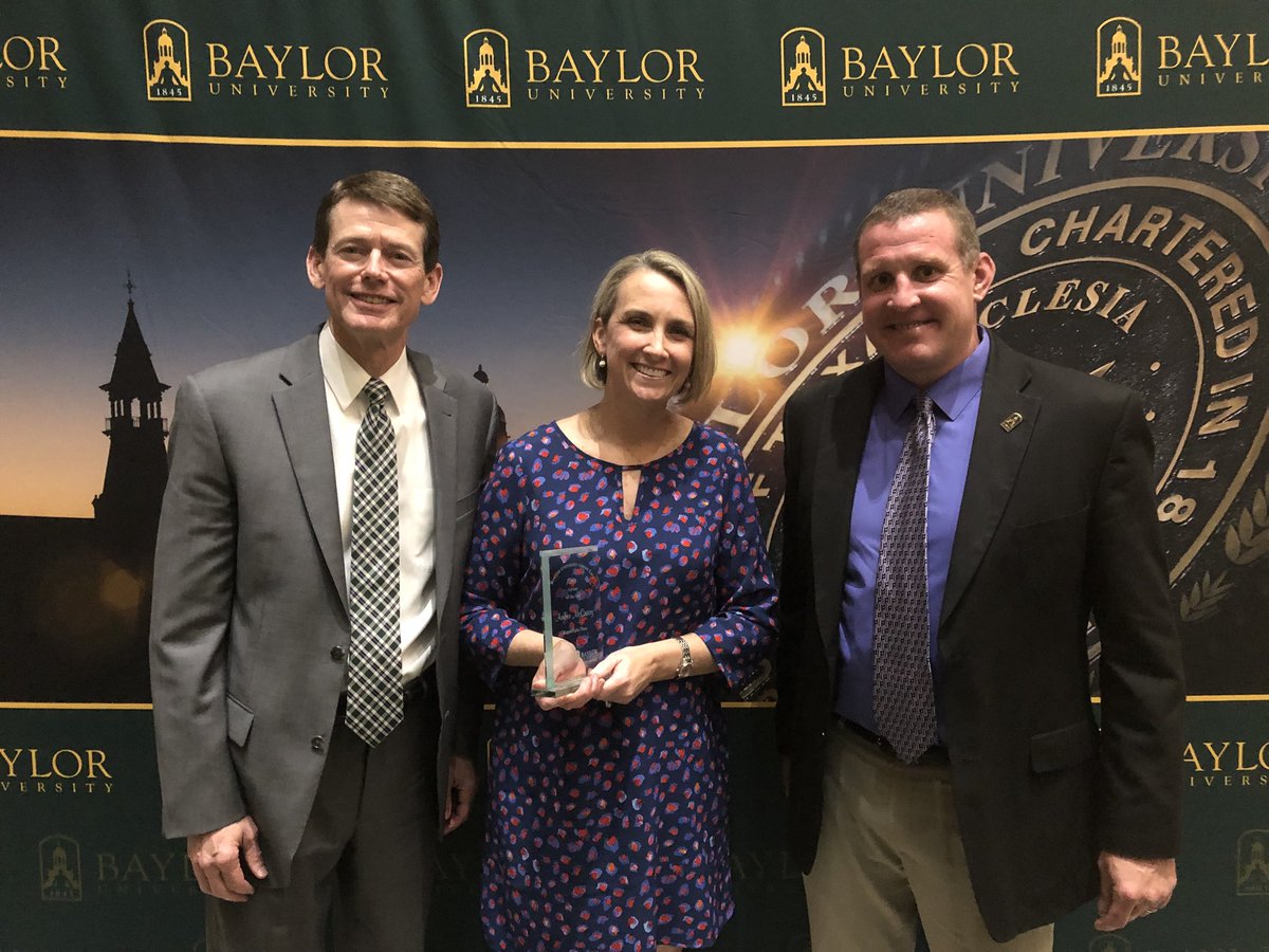 We appreciate the leadership and service provided to Kappa Alpha Theta by Amber McCreery, the Alumna Advisor of the Year! 
#BUExcellence