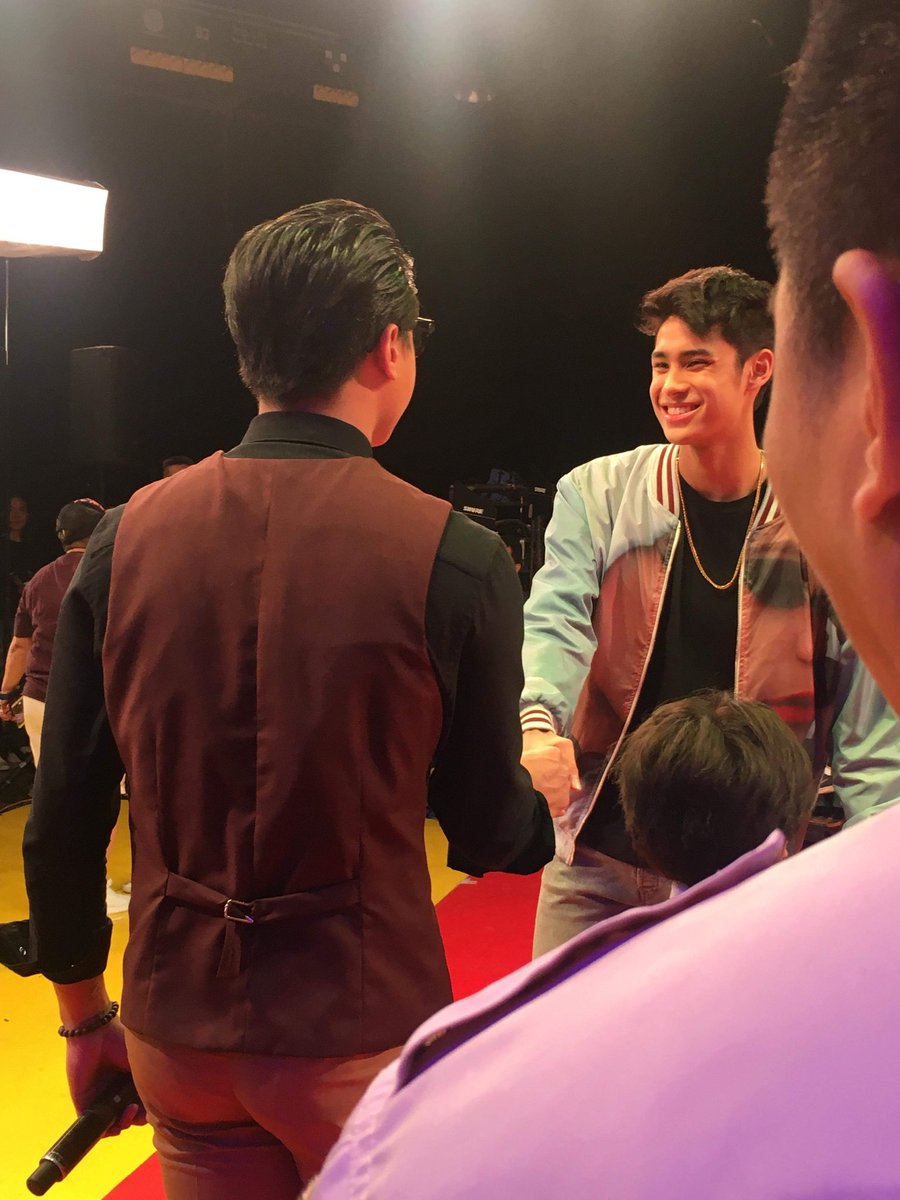 jessicaseho's tweet photo. DP meets DP ✨😍

@imdanielpadilla @donnypangilinan https://t.co/GrimJsGP7Y
