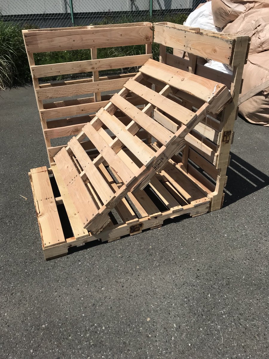 ウマゴさんch 壁 床 階段 隙間埋めるのに倍の量必要なわけで 一瞬で作り上げるのは至難の業 白目 フォートナイト フォートナイト病 フォートナイト建築