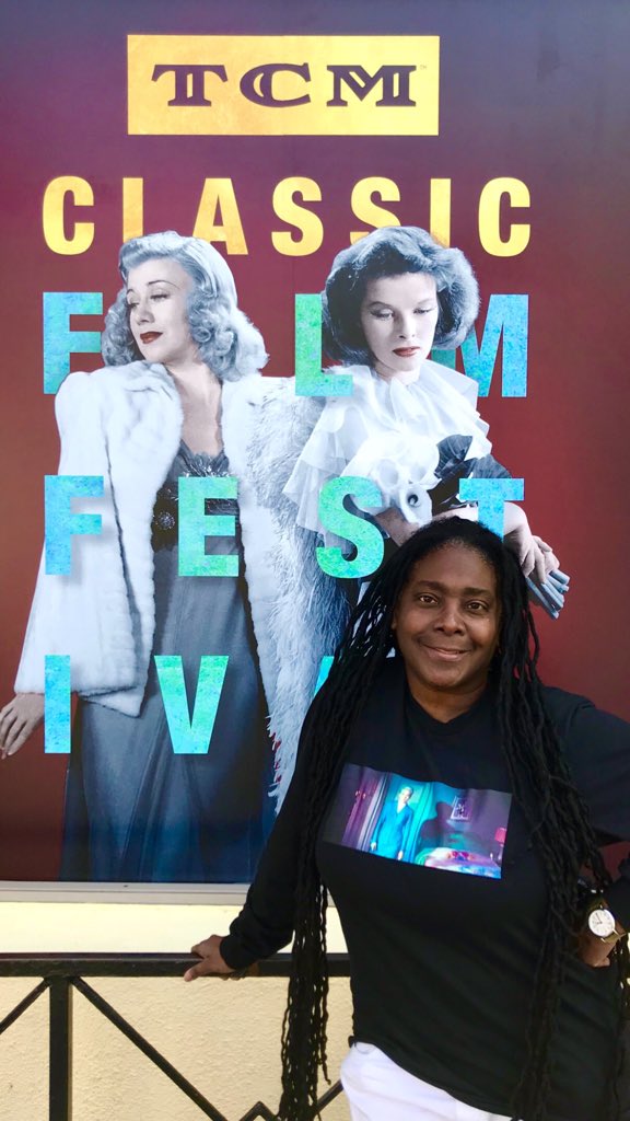 CineMava's tweet photo. BLISS is living in the REEL world...of Classic Films. #TCMPARTY #TCMFF #REALITYCANWAIT https://t.co/rtJY0ms9A5