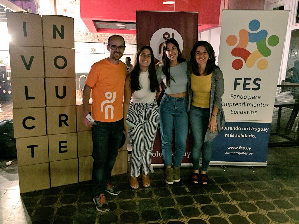 rabelo_uy's tweet photo. Un placer trabajar junto a @Involucrate_uy en su evento presentación hoy en @SinergiaDesign Nos inspiramos y contagiamos con la cultura del #voluntariado ¡Gracias por hacernos parte! #Involucrateuy #donaciones #ongs #rabelouy #prensa https://t.co/KDR2GMJyGU