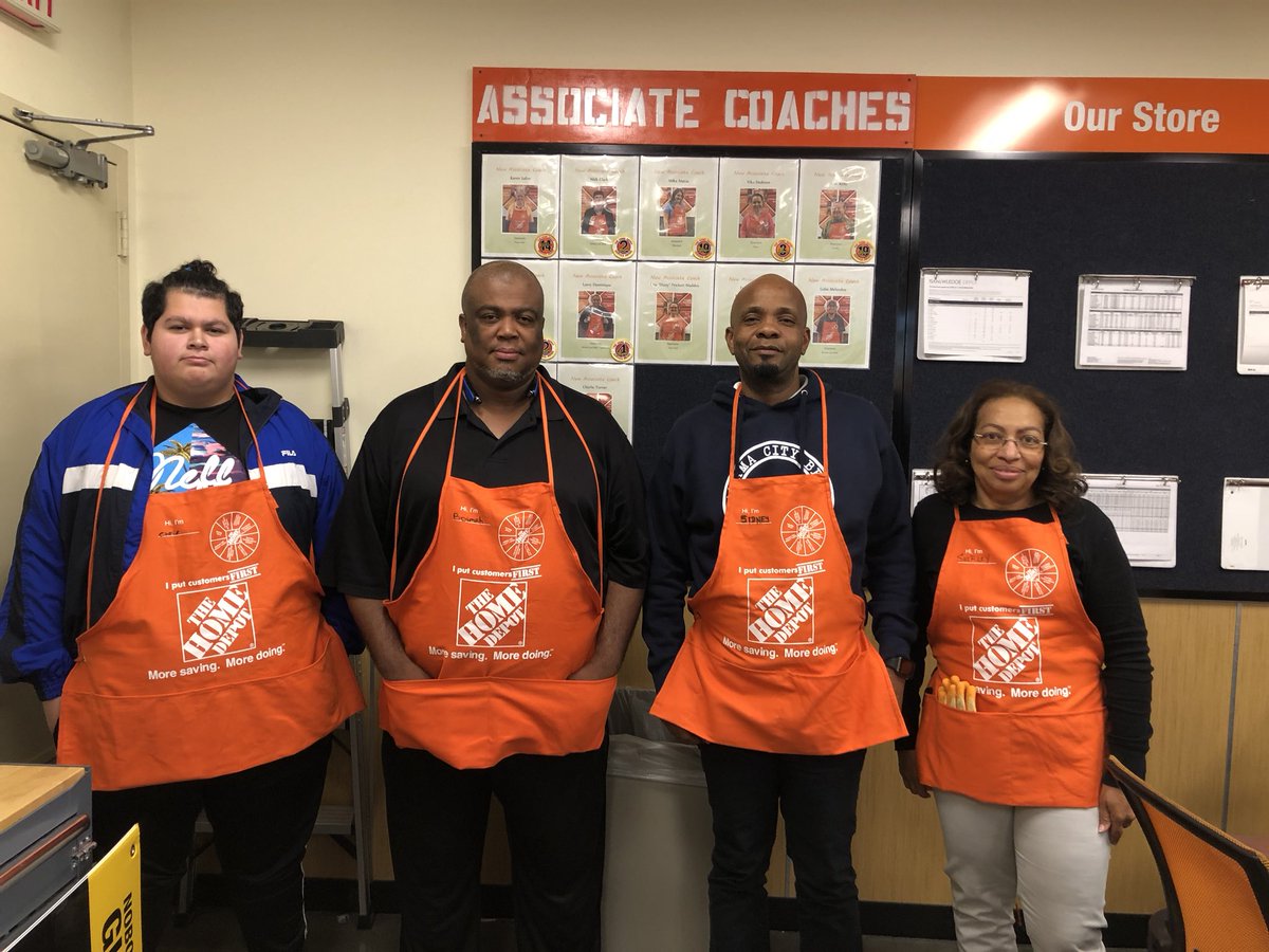 winbrian865's tweet photo. Welcoming another group to the 0131 team! @rcrossm545 @tonya_mcelveen @victormarkell @FarrBrannon @KMTovey @jhiltonthd https://t.co/7QlziyVzl2