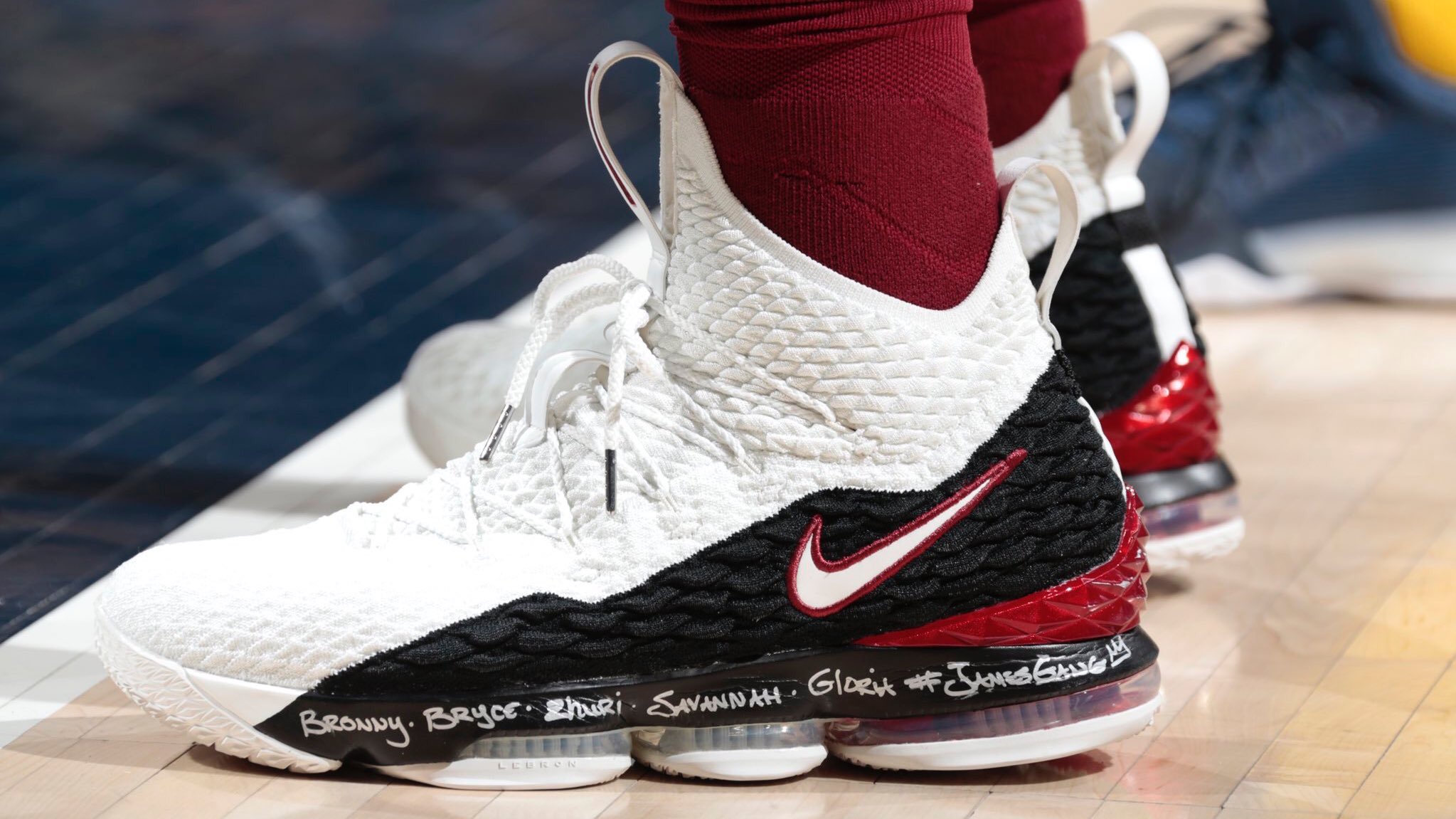 Nike lebron 15 zoom generation hotsell