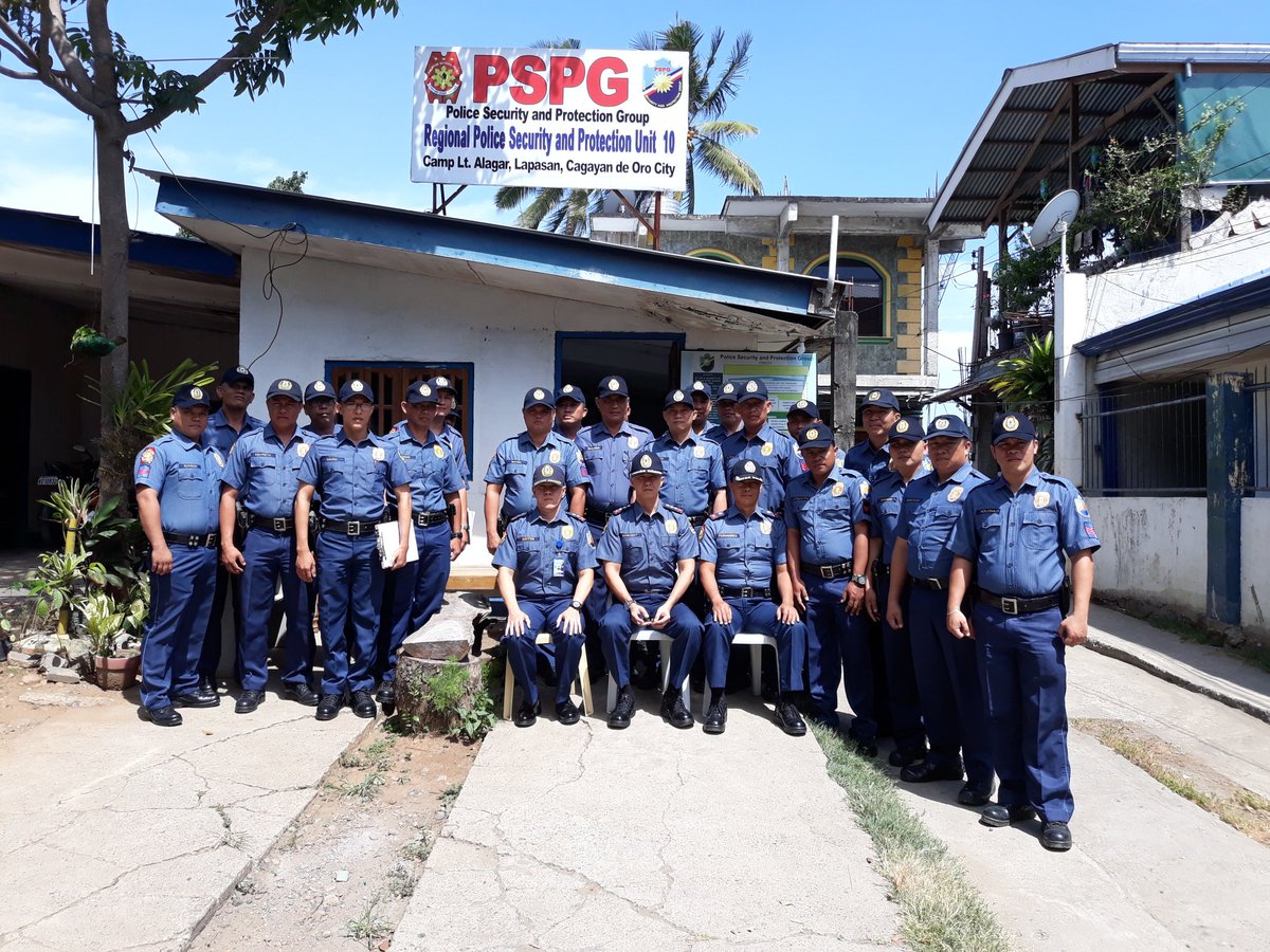 rpeu10's tweet photo. RPSPU10 personnel led by PSupt Briton during RIAS inspection. @DirectorPSPG @pspg_ops_omd @sds_pspg @rpeu10 https://t.co/Gn5XrQaSpz