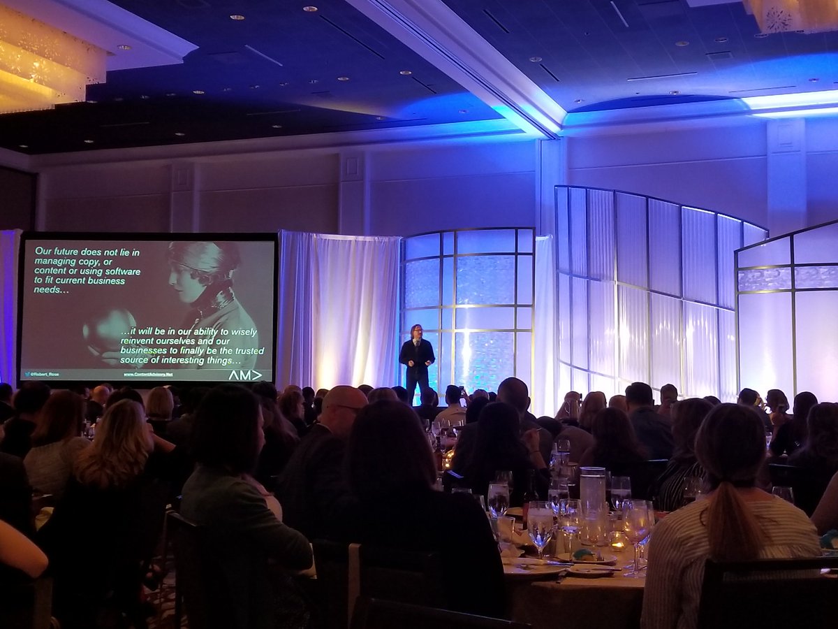 AMA_Omaha's tweet photo. "Marketers, become the source of valuable things" @Robert_Rose #AMASummit #WordsOfWisdom https://t.co/x1aBKx5SfC