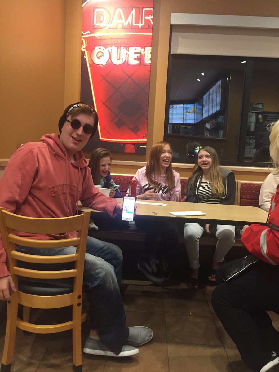JakeZieman's tweet photo. Great time with the fam #LoveMyDQ @ScherervilleDQ https://t.co/4XlY96BMLl