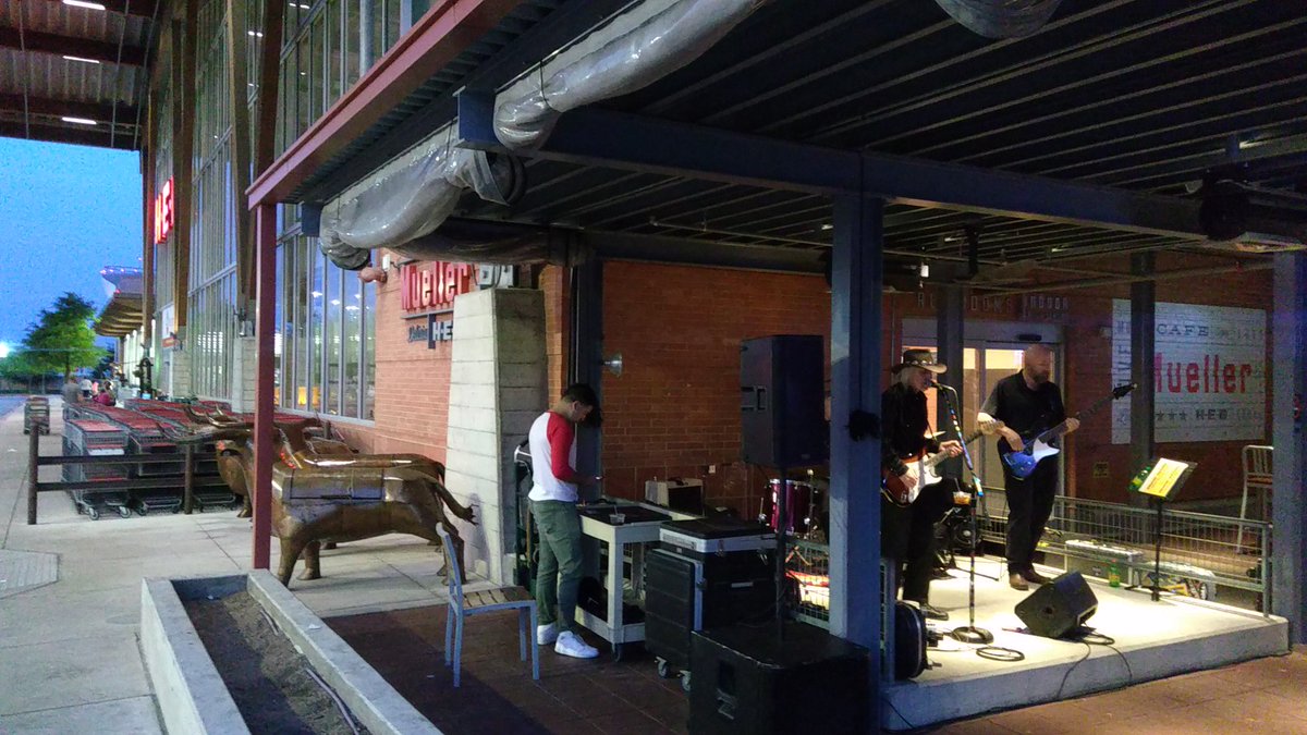 ATxMu's tweet photo. I had absolutely no idea there was so much live music in #Mueller! #ATxMueller #ATx #Austin #Music #atxmusic #katx https://t.co/Ly1B0Tub06