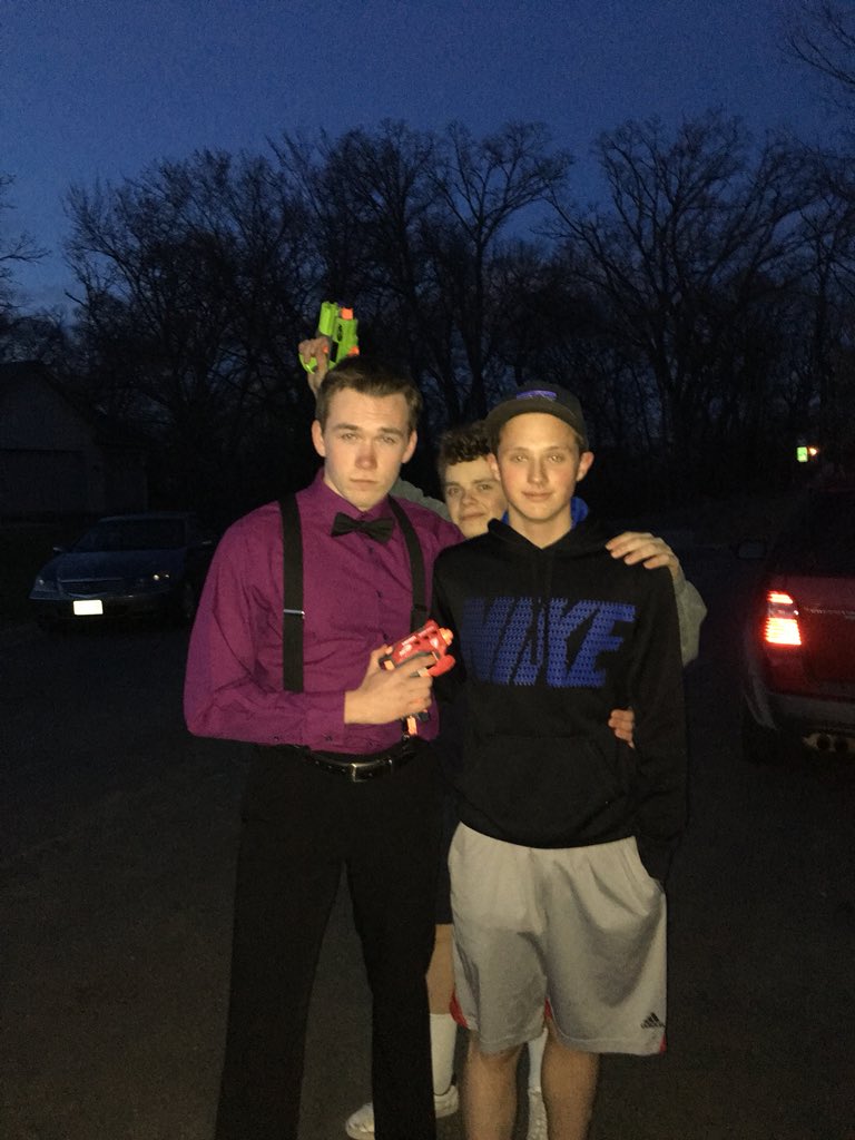 BushNibbas's tweet photo. Logan McCormick’s second kill on John Stack from Bukkake Squadron on his way out to the 9/10 dance. @StillyNerf https://t.co/fFqq7e3yQb
