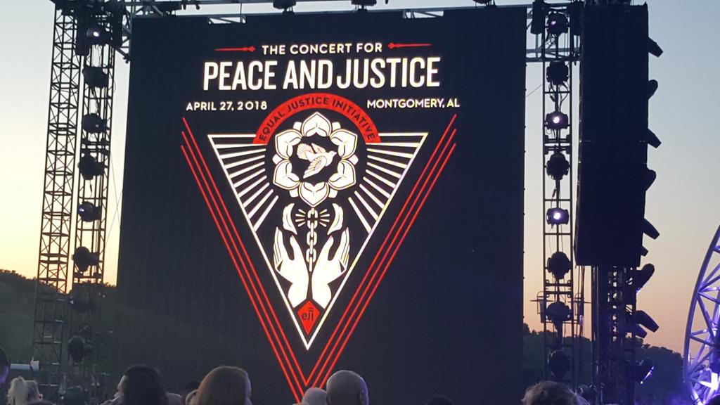 MsTeneJones's tweet photo. Glad to be a part of this historic event. https://t.co/IQFFTSQceQ