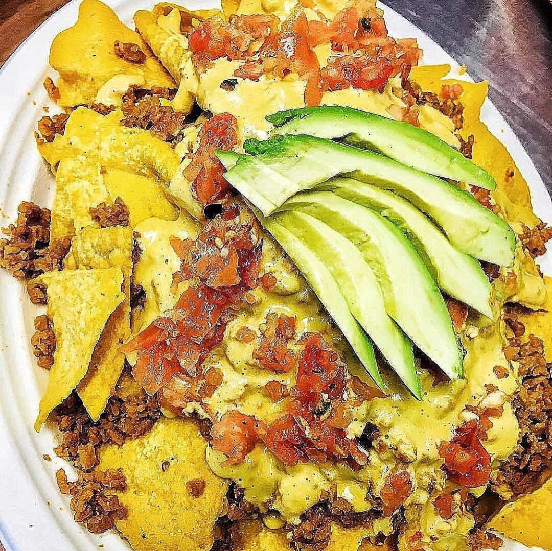 hispanicfest's tweet photo. Warming up for tomorrow @cityoflasvegas #CelebrandoLV 
•
Preparándonos para mañana!
•
•
•
#fiesta #vegas #food #comida #party #festival #mariachi #foodfestival #vegasfood #vegasfoodie #vegasevents https://t.co/cSknLgXL1N