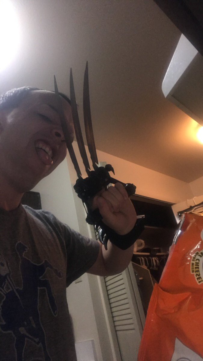 LucasMacattack's tweet photo. Get someone that can handle danger. https://t.co/HXCM5sUX2A