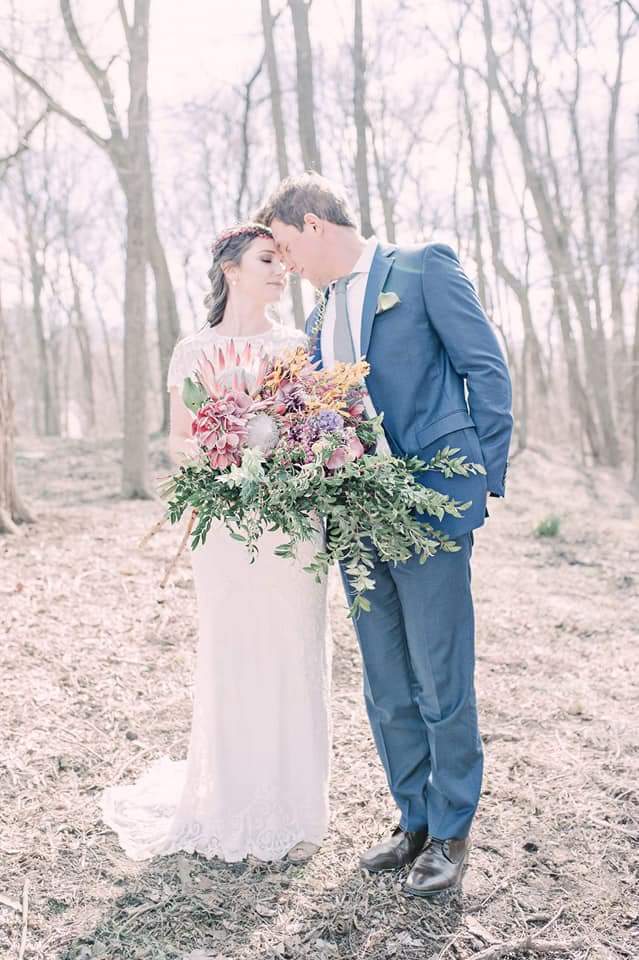 EColonMakeup's tweet photo. Great Start to this Year's Bridal Season 👰🤵🌹💐Coordinator: Simply Elegant Affairs
Models: Calvin &amp; Jeana Stoltzfus 
Flowers: Forever In Bloom Designs
Hairstylist: Hair By Kristie
Photographer: JFS Photography Design
#EricaColonMakeup #Makeup #MakeupArtist #BridalMakeup #Bride https://t.co/h8Bz19P6fj