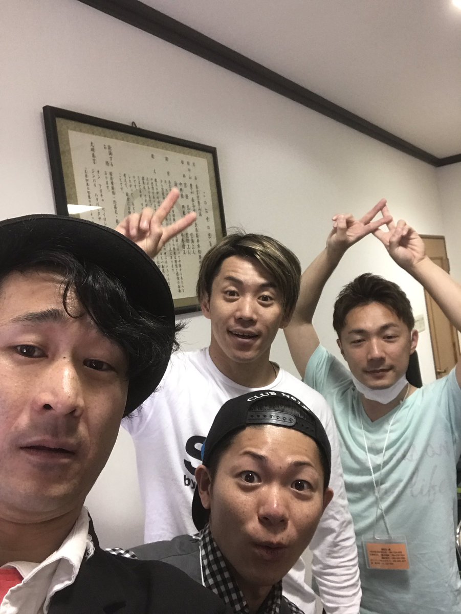 ひこひこ 高円寺びっくり大道芸18 さぁいざ聖地へ 29 12 00 ひこひこ 14 13 30 ひこひこ 3 16 30 Asia Gold Pro Wrestling 皆様の賑わい心よりおまちしておりまーす T Co Ngpwohxo2g Twitter