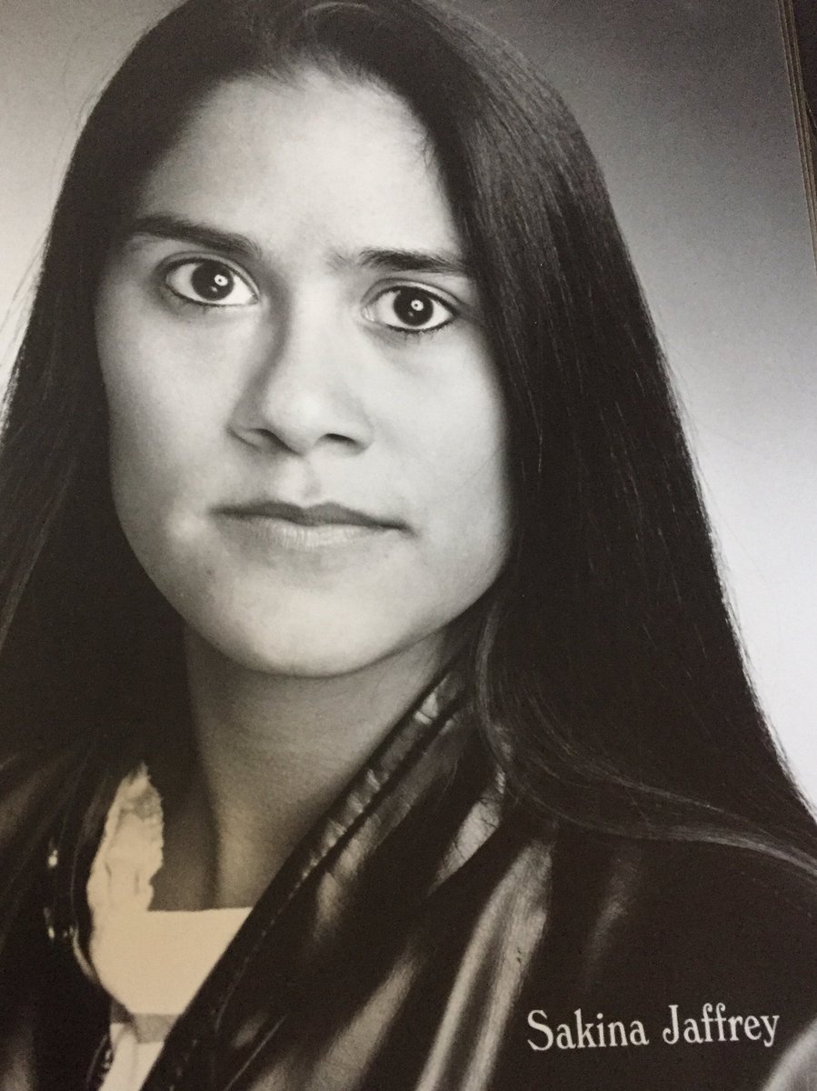 sakinajaffrey's tweet image. Heard it was #firstheadshot day for actors.
Here’s my terrible contribution.
Ugh.
PS- The jacket is 100% Naugahyde. You know...fake leather
The badass-ery is also 100% fake too.
Ahhh misguided youth!
