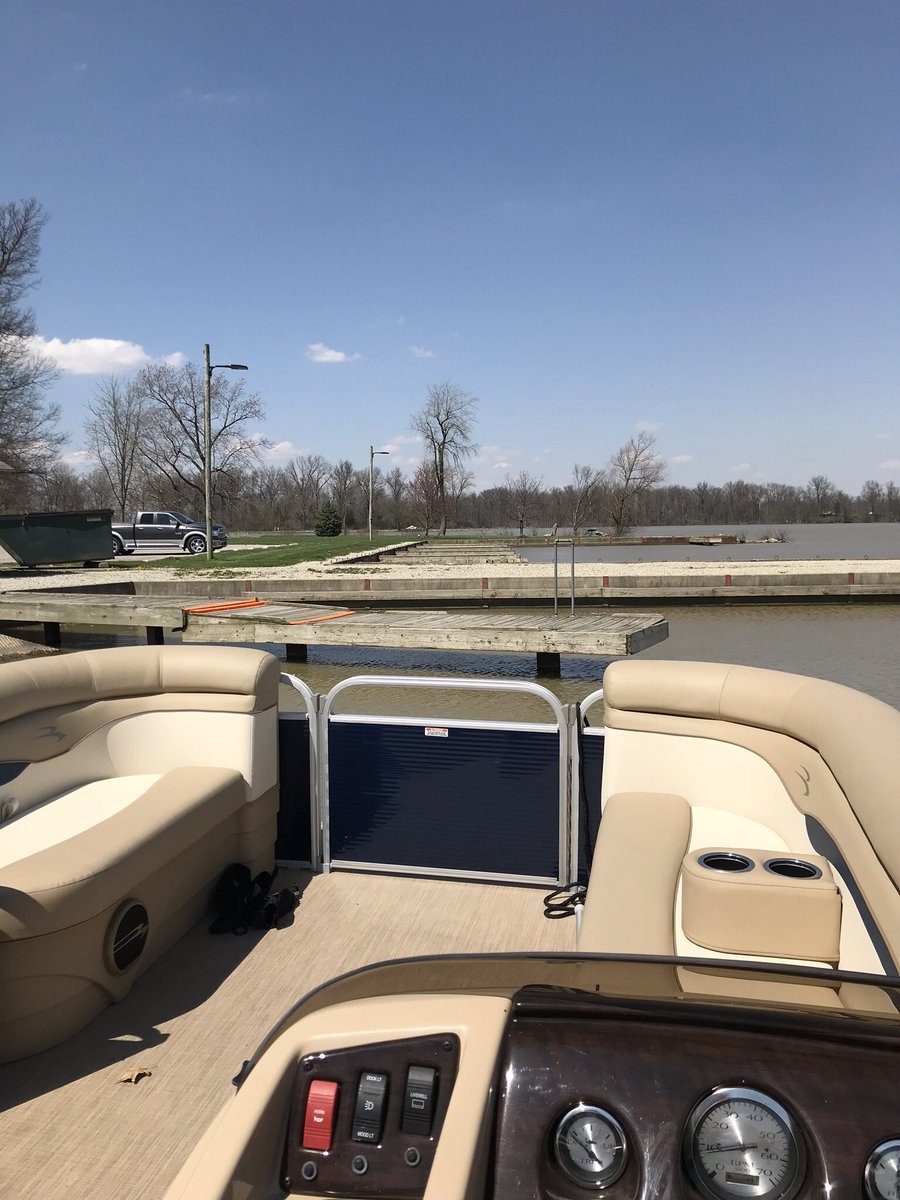 Dr_Wical's tweet photo. In the water and ready to go for the first full summer of boating fun!!
#weekendoffice
#lifeisbetteronaboat
#summerfun
#pontoonparty
#lovinLakeLoramie https://t.co/35Jz6XIuiS