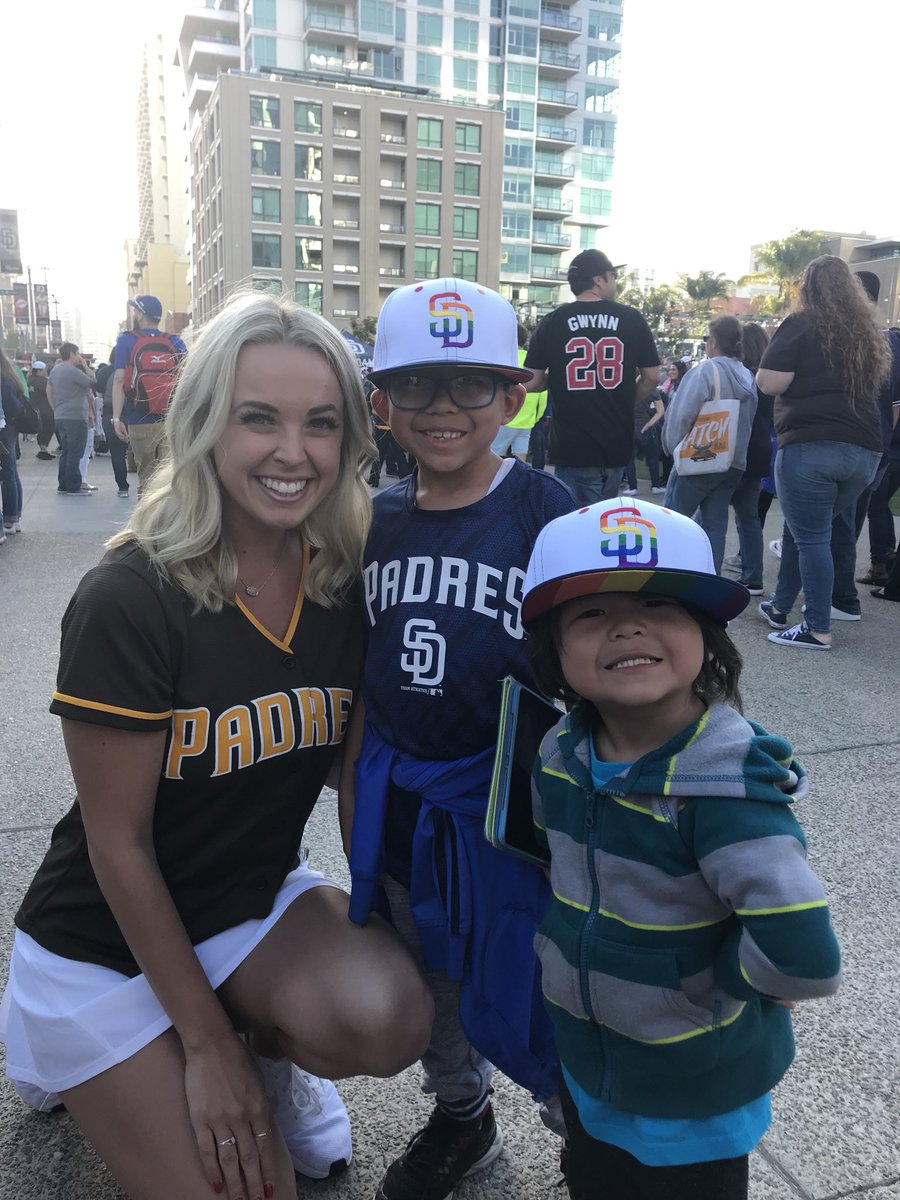 EmiCis22's tweet photo. Let’s go @Padres #Padres #SDinHD #Pride #PadSquad @PadSquad https://t.co/4o3boPXoFR