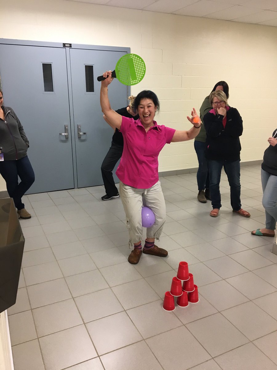 MsHeydon17's tweet photo. Loved working with this team to come up with a new sport using only 5 items! Innovation without technology but lots of creativity and laughs! @BGCDSB @djpitre13 #Innovation https://t.co/4EM4VPMDk2